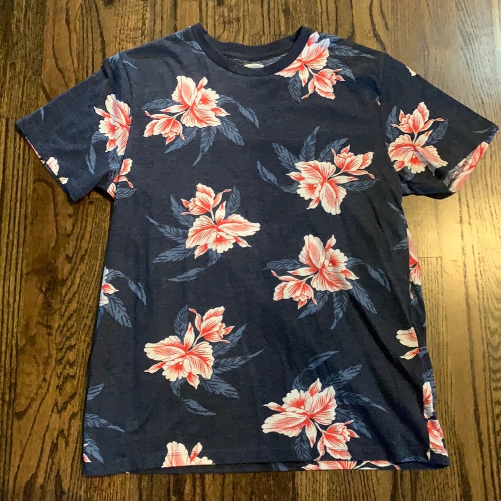 MEN’S FLORAL TEE (Old navy size medium)